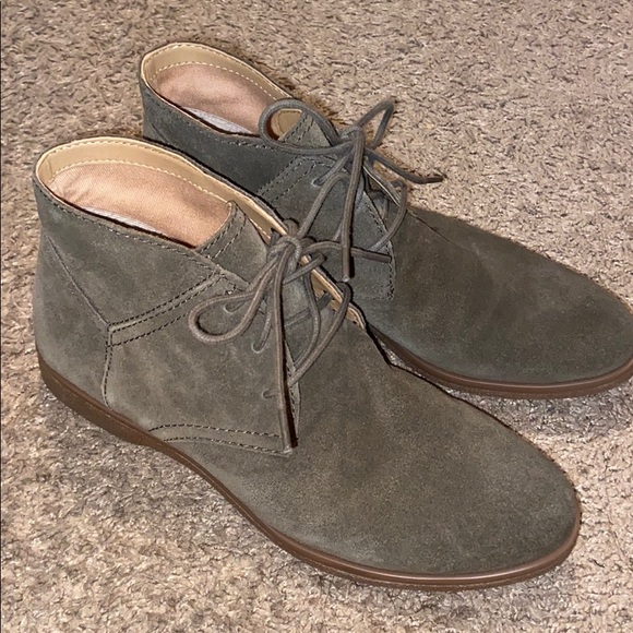 Booties - Picture 5 of 6